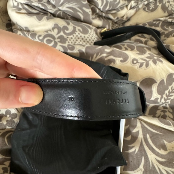 Celine medium triumph belt size 70 - Picture 6 of 11